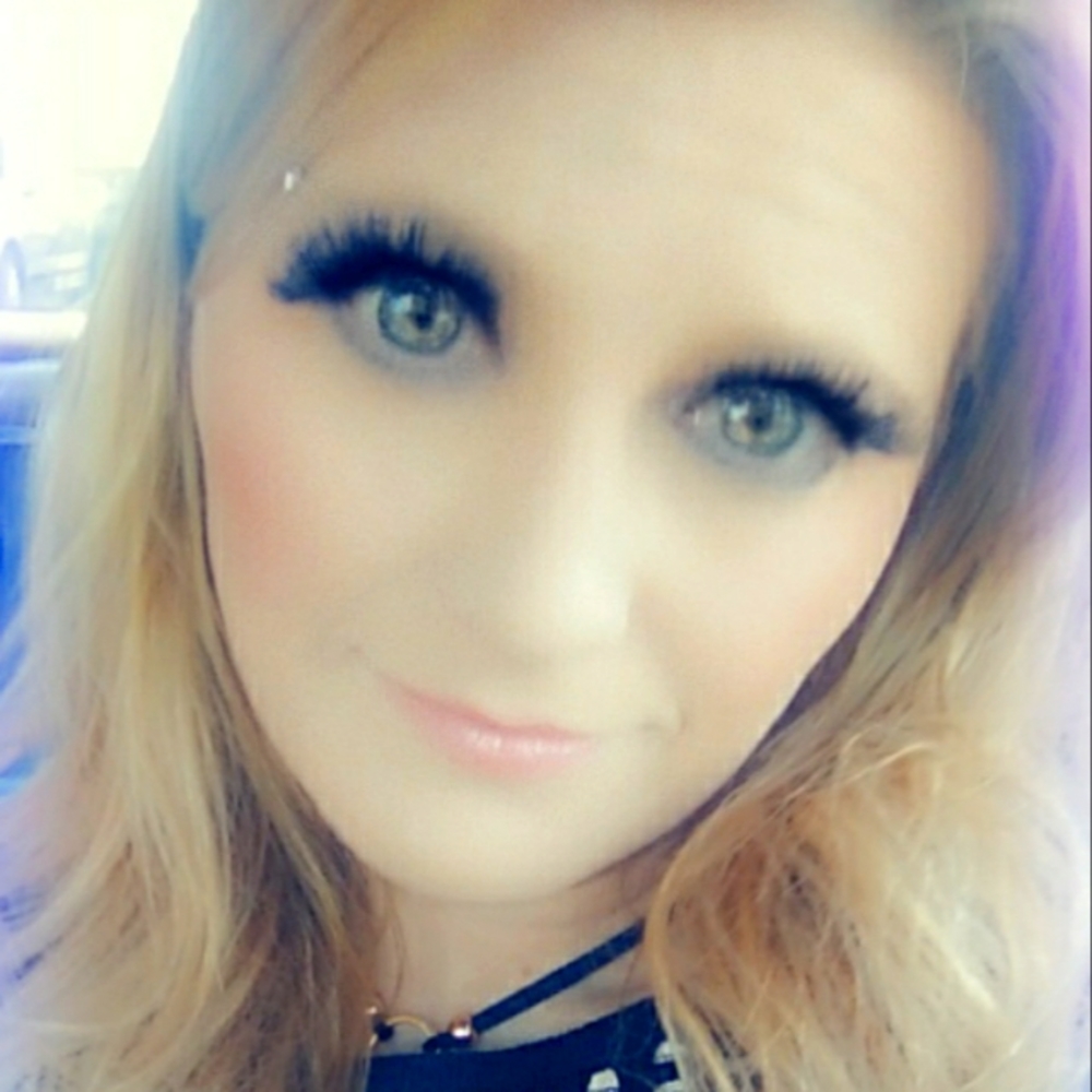 Meet your Posher, Carolyn